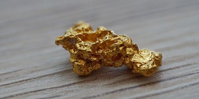Fysiske guldbarer vs. Guld-etf’er: Hvilken investering passer dig?